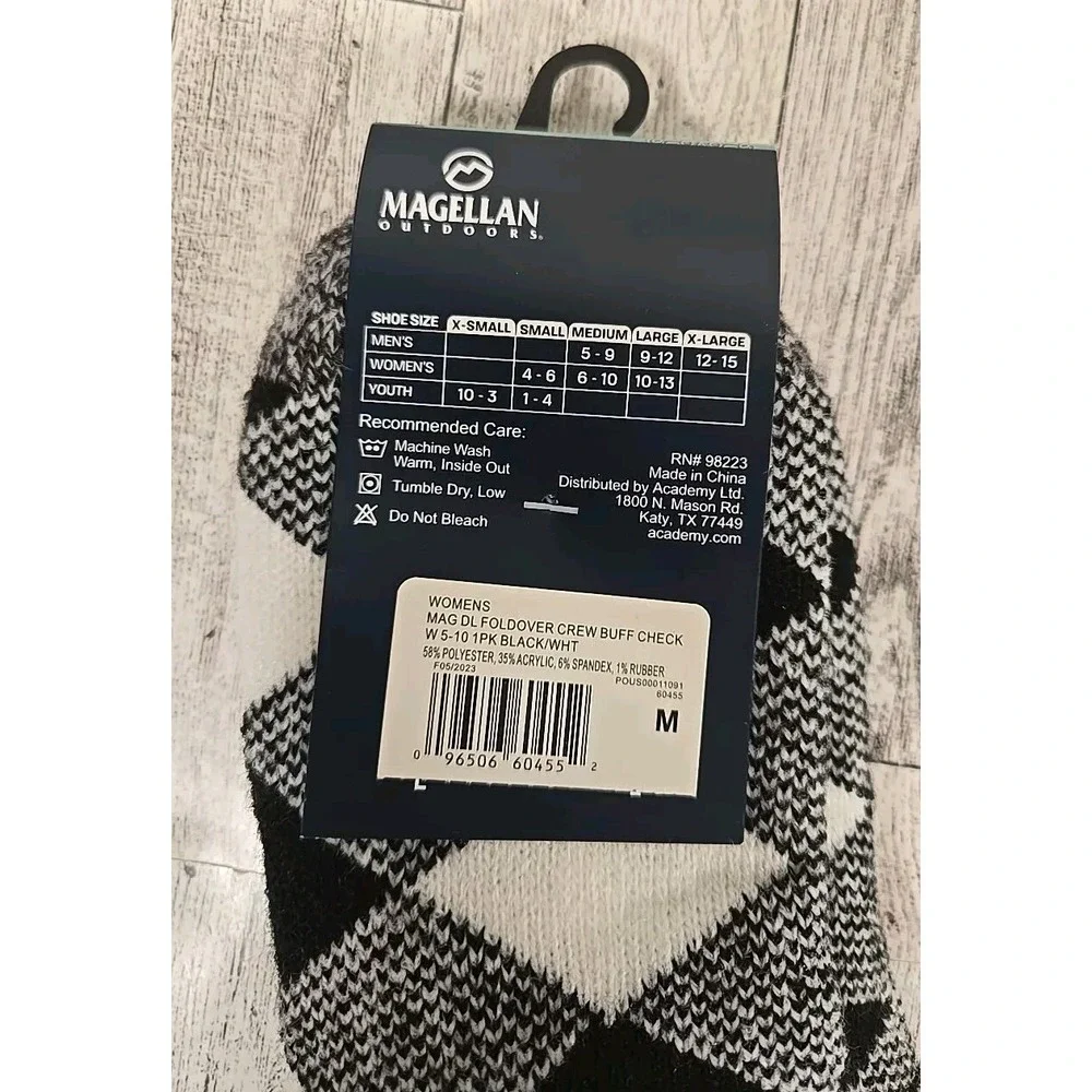 Magellan Socks MEDIUM Lodge Socks Black Gray Buffalo Plaid Shoe Sz 6-10 Lot of 2
